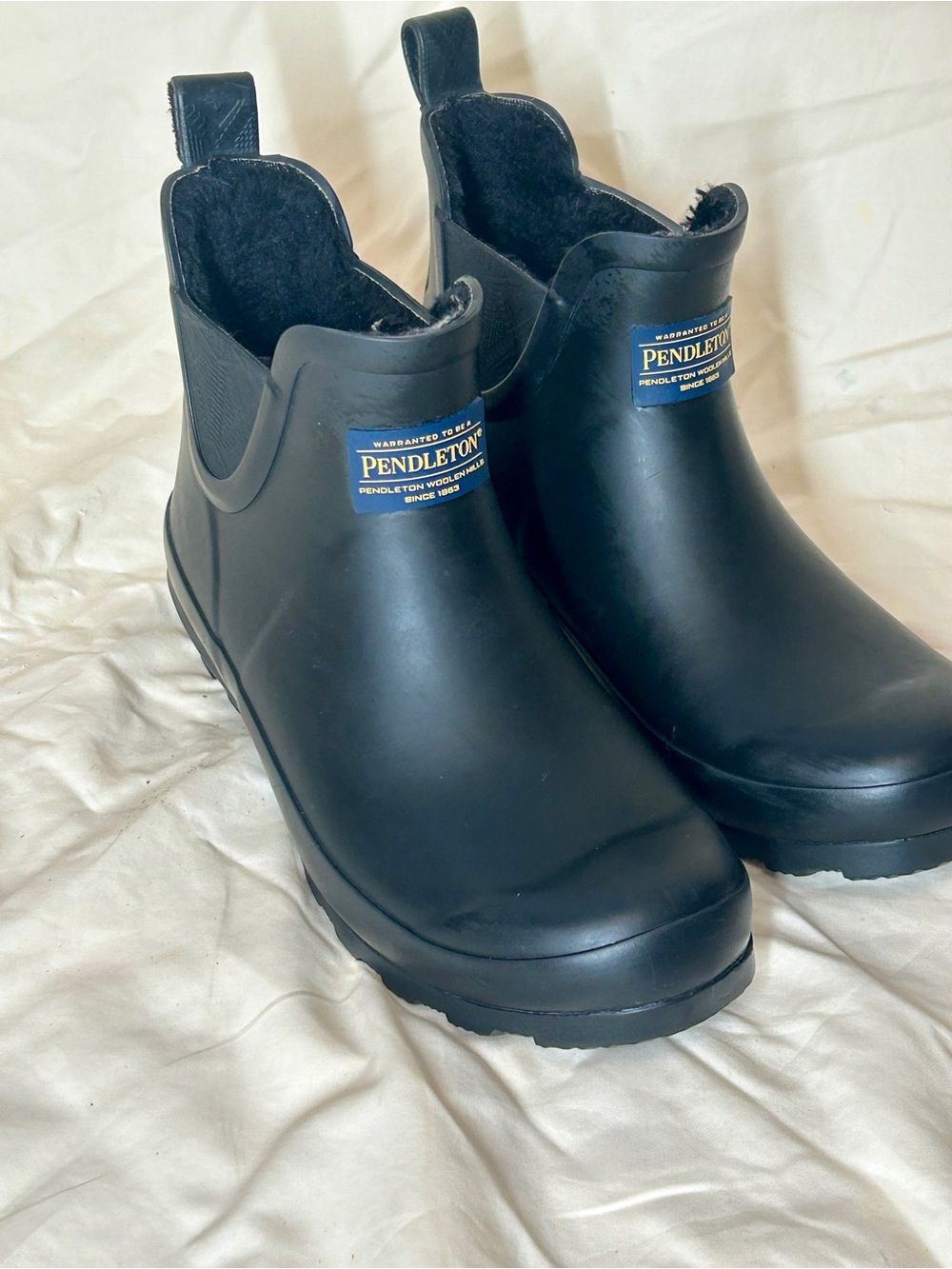 Pendleton Women’s Black Waterproof RainBoot